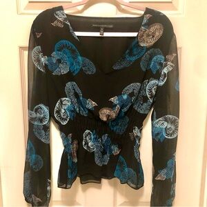 WHITE HOUSE BLACK MARKET beautiful blouse. Sheer sleeves. Ruched waist Sz M